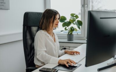 Unlock Growth: Why Outsourcing Your Bookkeeping is a Smart Move